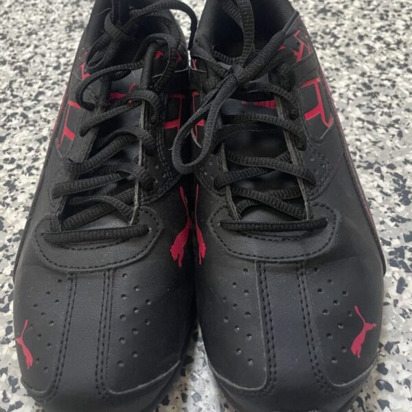 6.5 PUMA Women's Tazon 6 FM sneakers