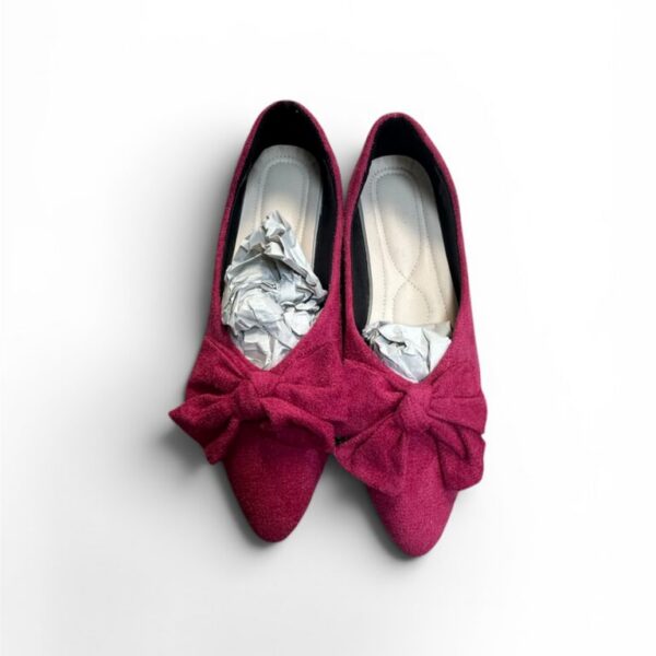 Pointed-Toe Bow Accent Flats