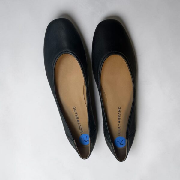 Lucky Brand Women's Classic Black Leather Ballet Flats